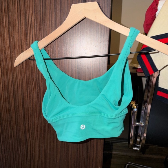 Lululemon Size 4 Sports Bra - Picture 4 of 4